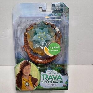 NWT Disney's Raya and The Last Dragon The Light of Kumandra Necklace